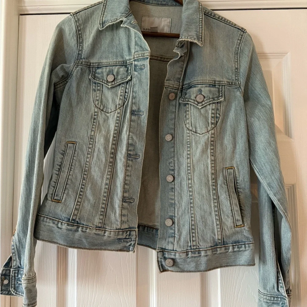 Old Navy Light Blue Denim Jacket for Women - Picture 1 of 7